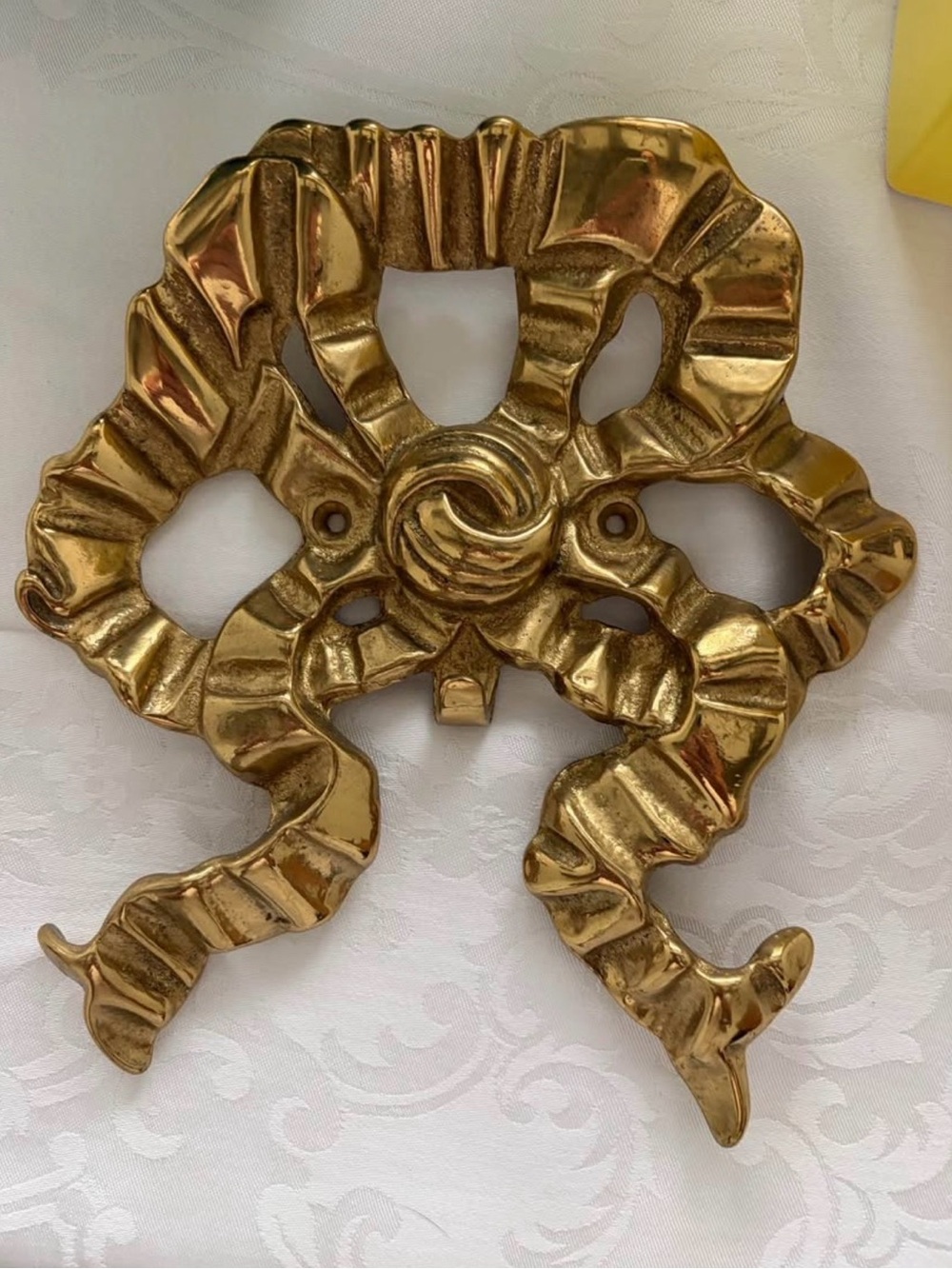 Vintage Bombay Co Brass Wall Bow Hook 🎀